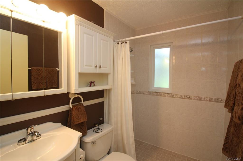 home for sale at 9033 E Tsala Apopka Drive, Inverness, FL 34450 in Hickory Hill Retreats