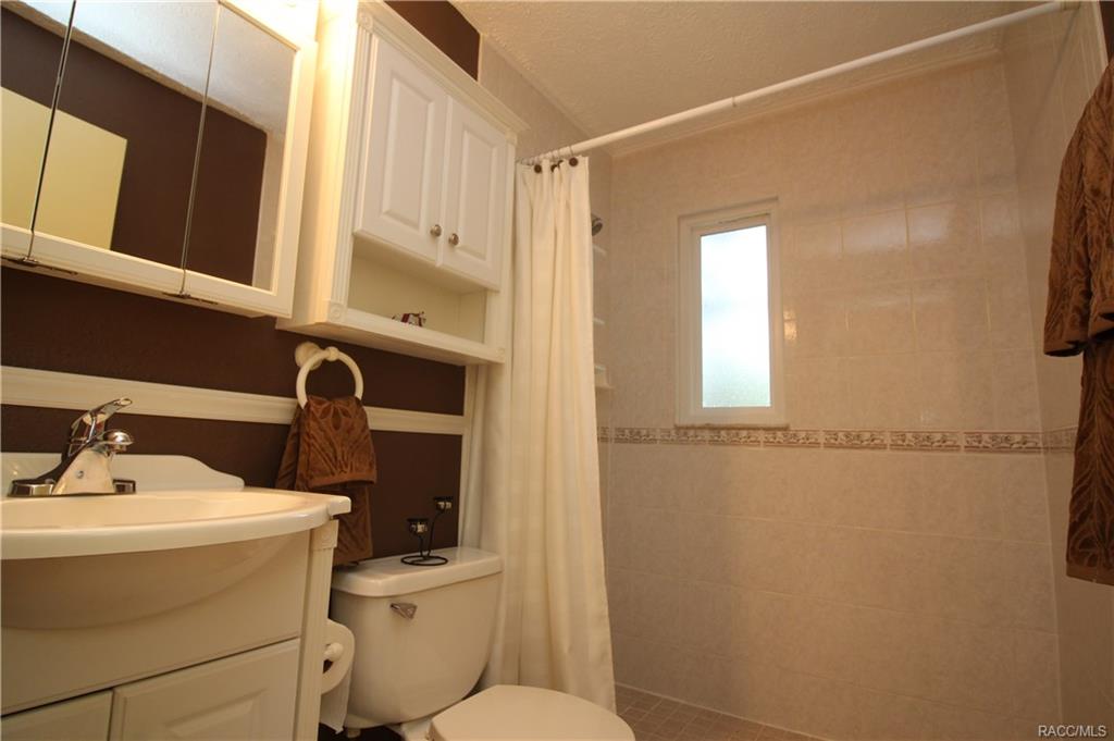 home for sale at 9033 E Tsala Apopka Drive, Inverness, FL 34450 in Hickory Hill Retreats