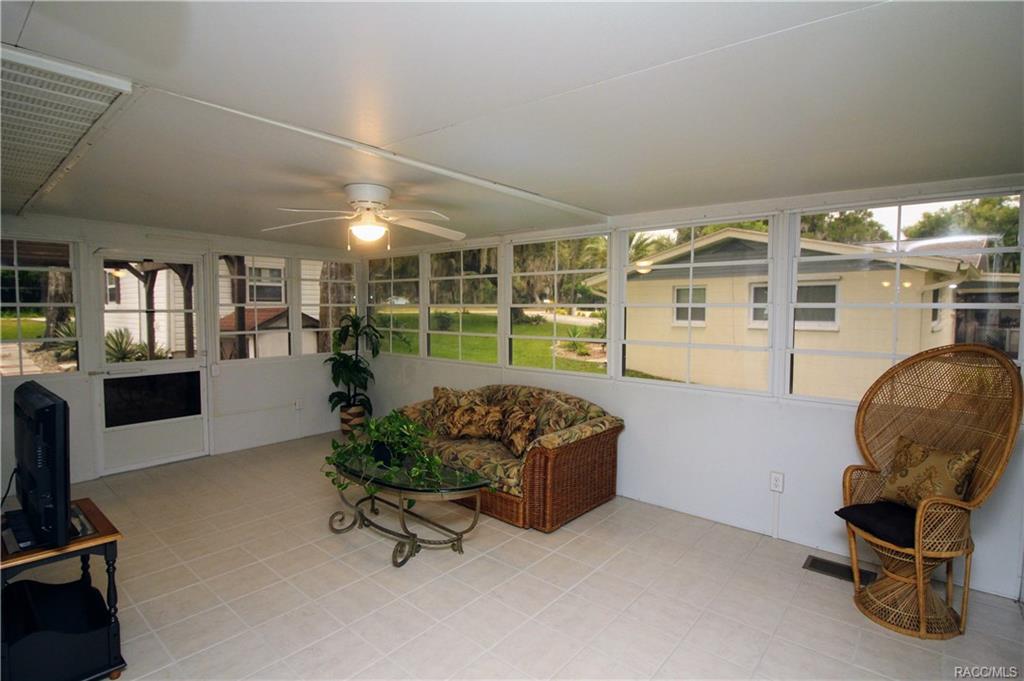 home for sale at 9033 E Tsala Apopka Drive, Inverness, FL 34450 in Hickory Hill Retreats