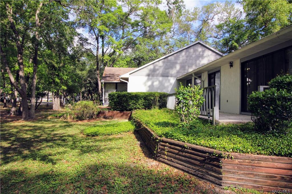 home for sale at 550 W Sand Oak Court, Beverly Hills, FL 34465 in Parkside Village