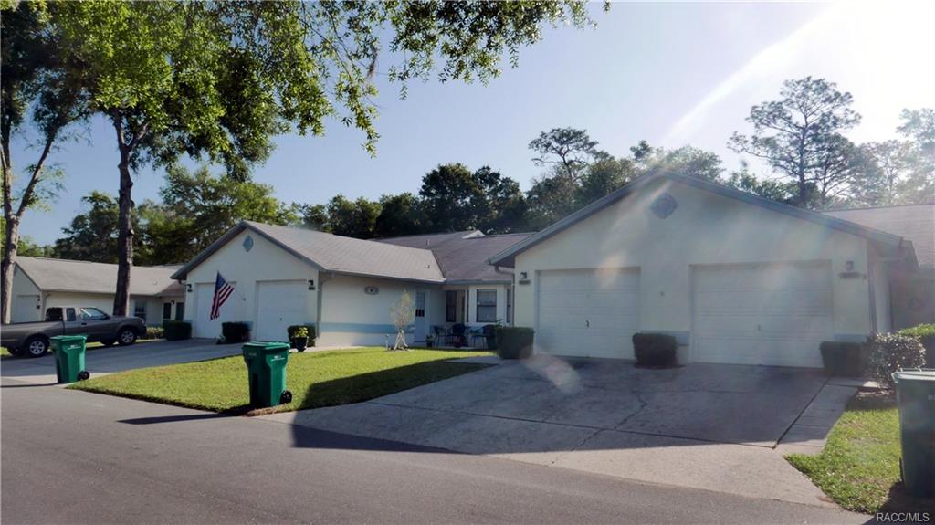 home for sale at 652 Whispering Pines Blvd, Inverness, FL 34463-3384 in Whispering Pines Villas