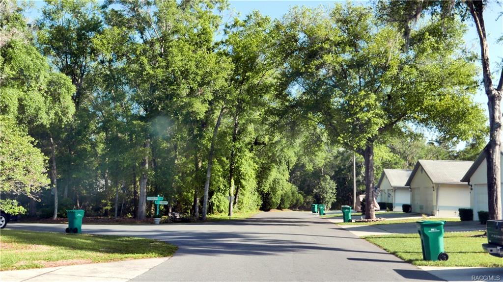 home for sale at 652 Whispering Pines Blvd, Inverness, FL 34463-3384 in Whispering Pines Villas