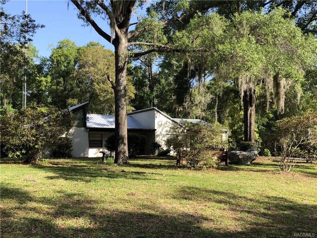 home for sale at 652 Whispering Pines Blvd, Inverness, FL 34463-3384 in Whispering Pines Villas
