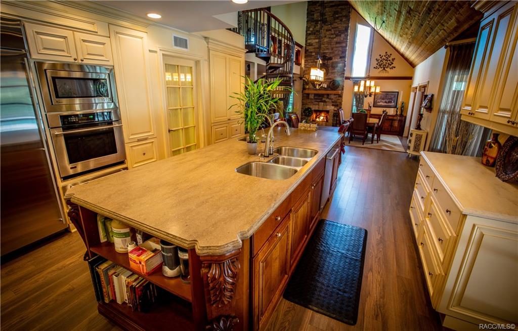 home for sale at 10218 E Trails End Road, Floral City, FL 34436 in Farms