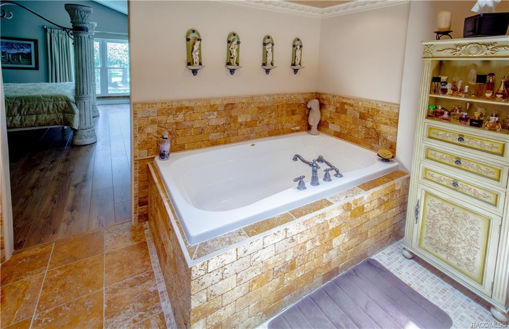 home for sale at 10218 E Trails End Road, Floral City, FL 34436 in Farms