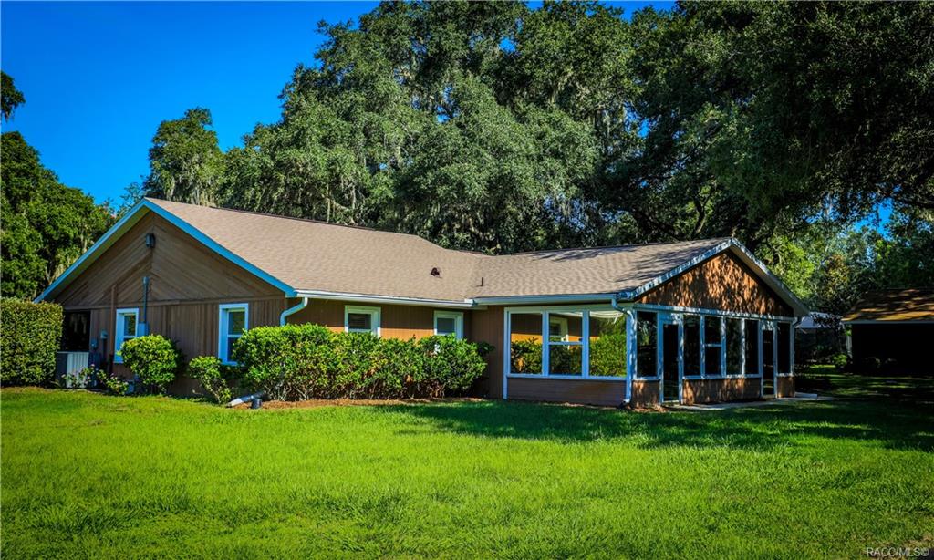 home for sale at 10218 E Trails End Road, Floral City, FL 34436 in Farms