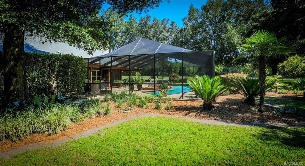 home for sale at 10218 E Trails End Road, Floral City, FL 34436 in Farms