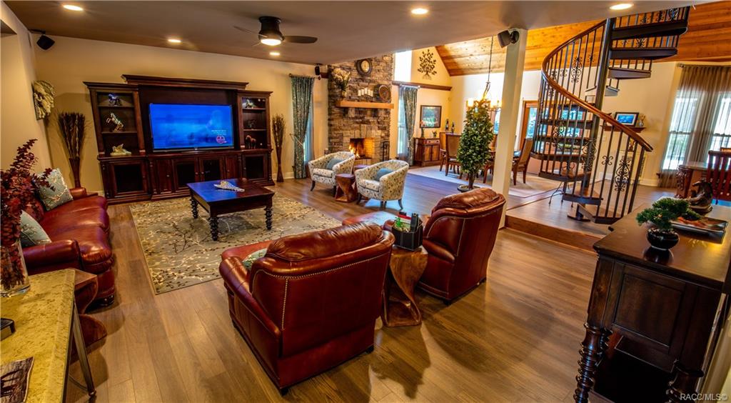 home for sale at 10218 E Trails End Road, Floral City, FL 34436 in Farms