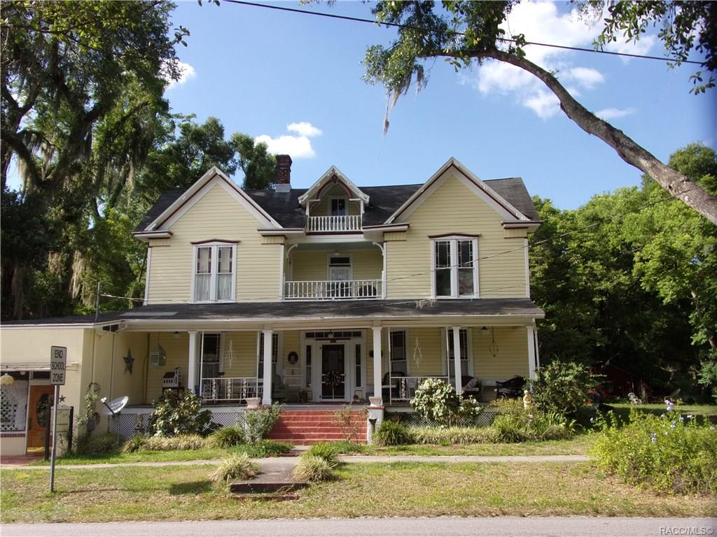 home for sale at 10080 E Gobbler Drive, Floral City, FL 34436 in Withlapopka Island