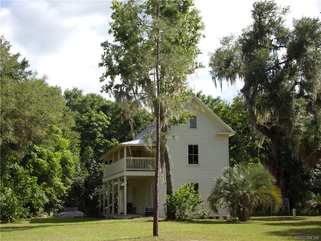 home for sale at 10080 E Gobbler Drive, Floral City, FL 34436 in Withlapopka Island