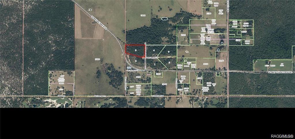 home for sale at 1820 W Oak Valley Court, Homosassa, FL 34446 in Meadow Run Estates