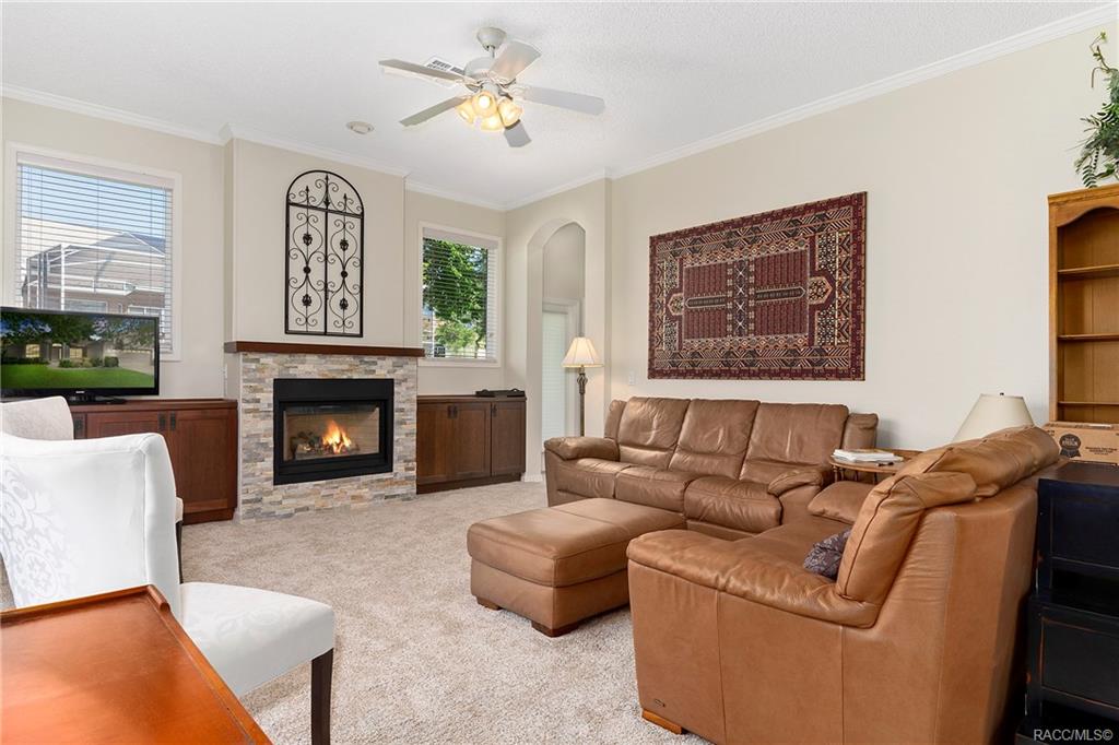 home for sale at 5668 W Hunters Ridge Circle, Lecanto, FL 34461 in Crystal Oaks