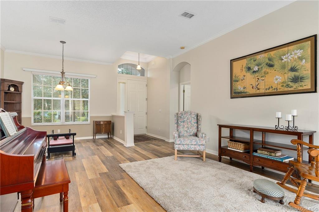 home for sale at 5668 W Hunters Ridge Circle, Lecanto, FL 34461 in Crystal Oaks