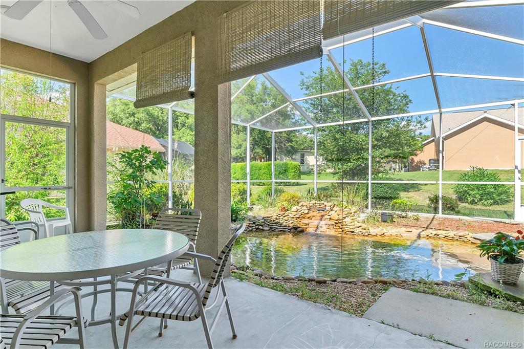 home for sale at 5668 W Hunters Ridge Circle, Lecanto, FL 34461 in Crystal Oaks