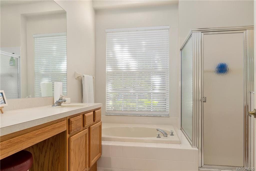 home for sale at 5668 W Hunters Ridge Circle, Lecanto, FL 34461 in Crystal Oaks