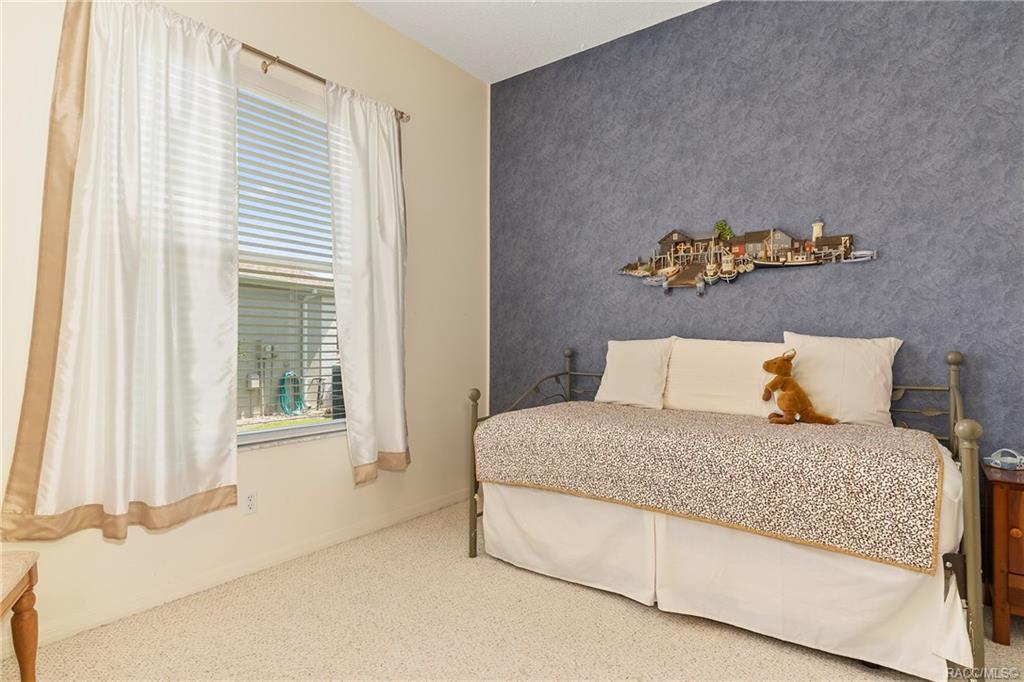 home for sale at 5668 W Hunters Ridge Circle, Lecanto, FL 34461 in Crystal Oaks