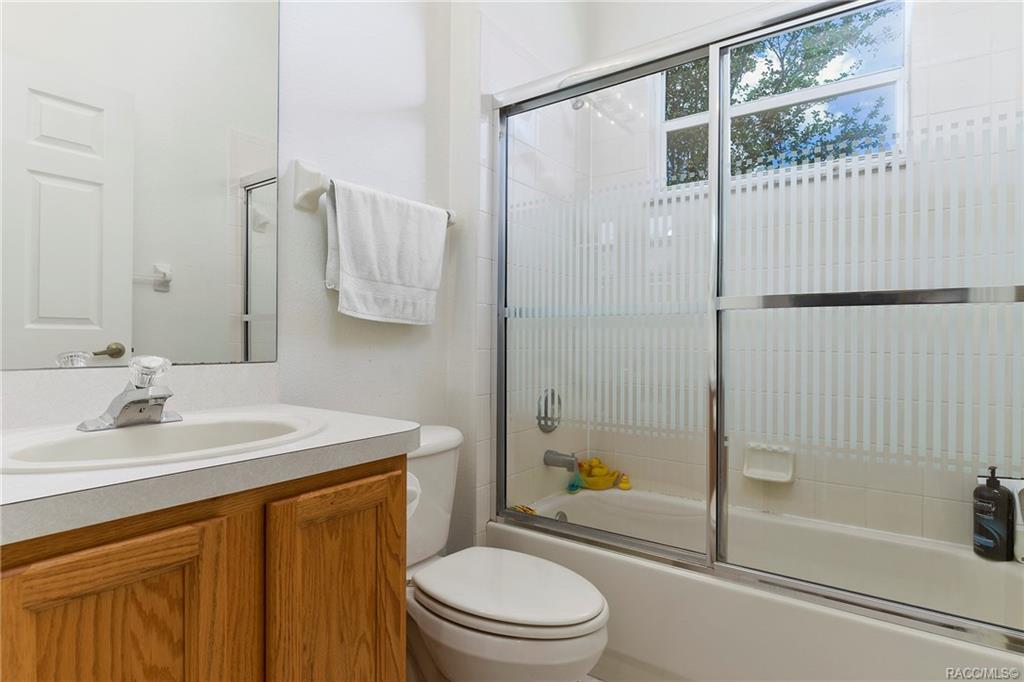 home for sale at 5668 W Hunters Ridge Circle, Lecanto, FL 34461 in Crystal Oaks