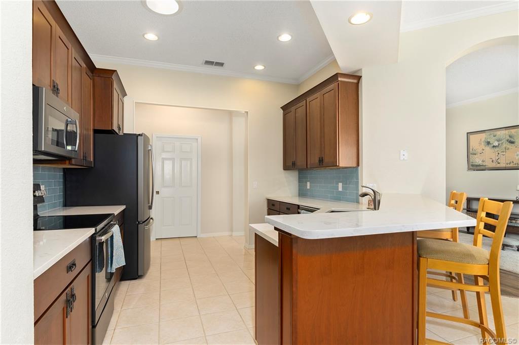 home for sale at 5668 W Hunters Ridge Circle, Lecanto, FL 34461 in Crystal Oaks