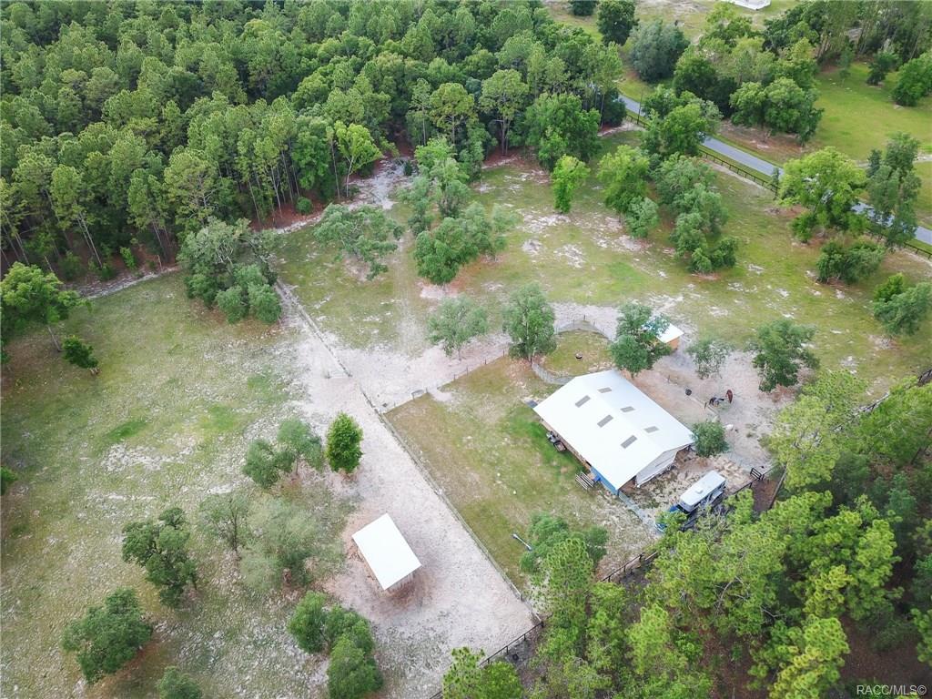 home for sale at 13260 SW 97th Place, Dunnellon, FL 34432 in Marion County
