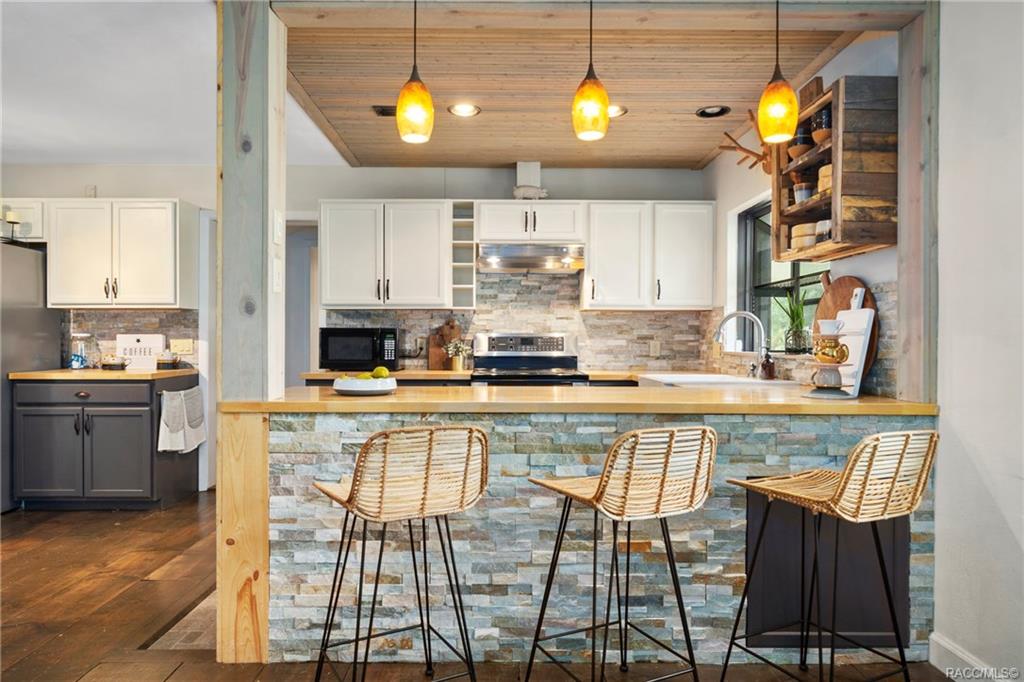 home for sale at 6544 E Mockingbird Lane, Inverness, FL 34452 in Inverness Highlands West