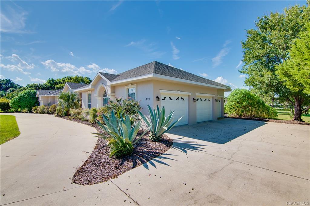 home for sale at 591 E Gilchrist Court, Hernando, FL 34442 in Citrus Hills