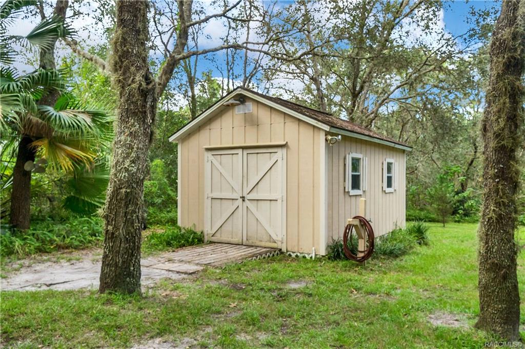 home for sale at 964 N Fresno Avenue, Hernando, FL 34442 in Citrus Hills