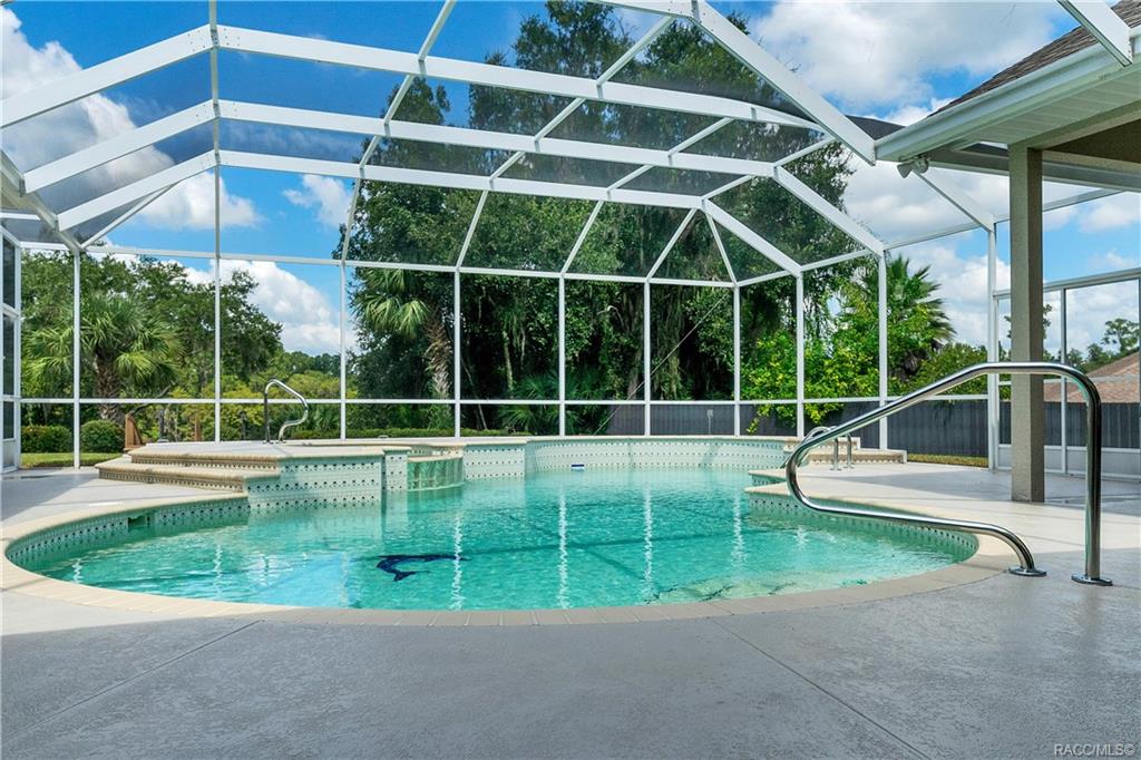home for sale at 11914 N Bluff Cove Path, Dunnellon, FL 34434 in River Bluffs