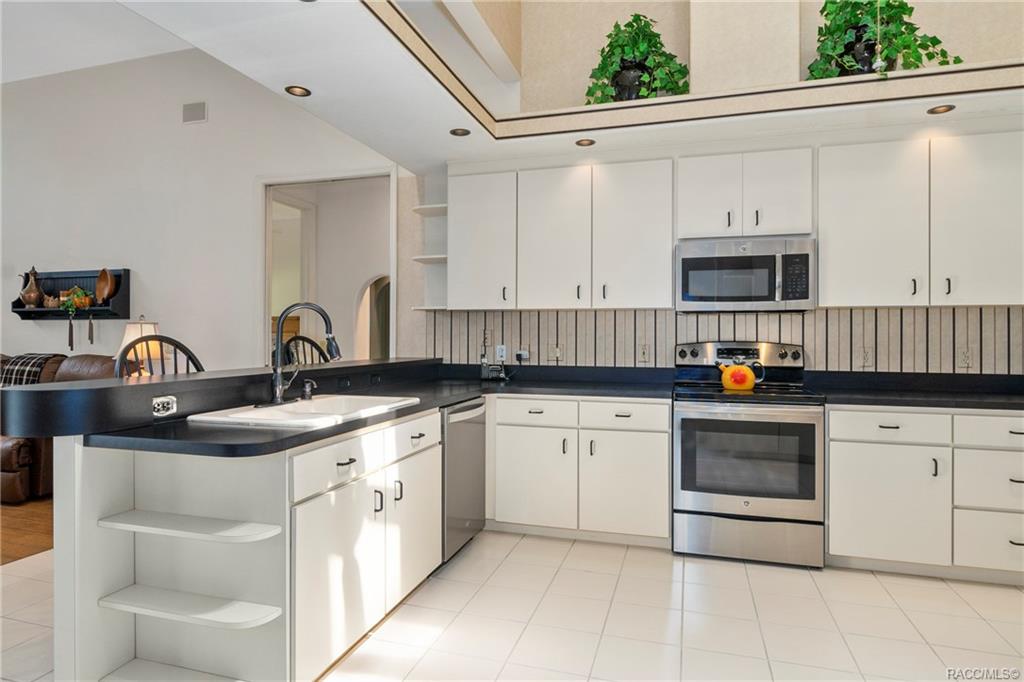 home for sale at 11914 N Bluff Cove Path, Dunnellon, FL 34434 in River Bluffs