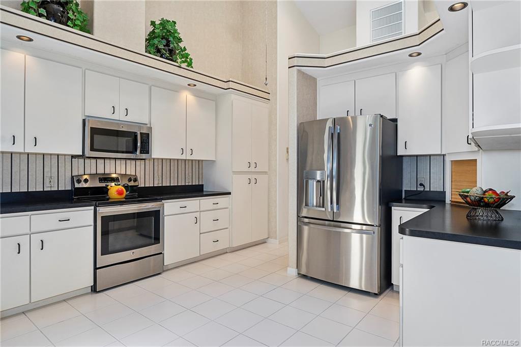 home for sale at 11914 N Bluff Cove Path, Dunnellon, FL 34434 in River Bluffs