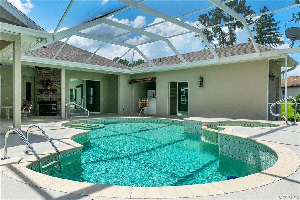 home for sale at 11914 N Bluff Cove Path, Dunnellon, FL 34434 in River Bluffs