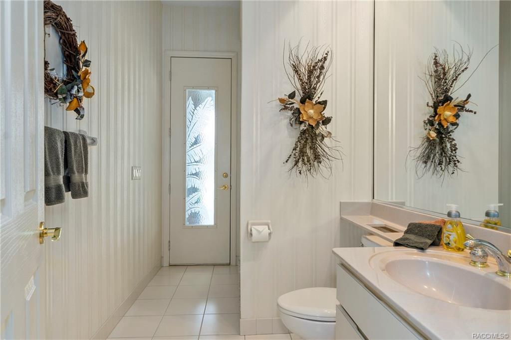 home for sale at 11914 N Bluff Cove Path, Dunnellon, FL 34434 in River Bluffs