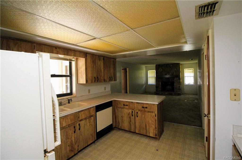 home for sale at 5120 S Mystic Point, Homosassa, FL 34448 in Riverhaven Village