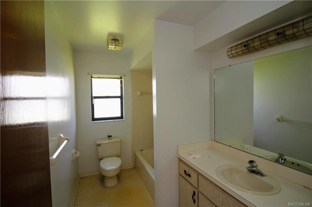 home for sale at 5120 S Mystic Point, Homosassa, FL 34448 in Riverhaven Village