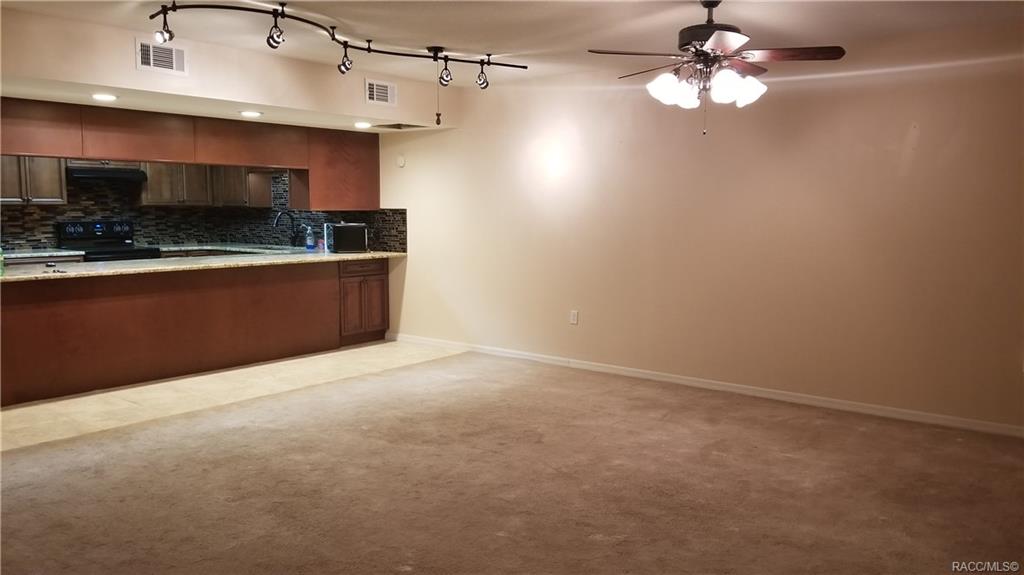 Twin Lakes Condo Property Information 9703 E Goldfinch Lane