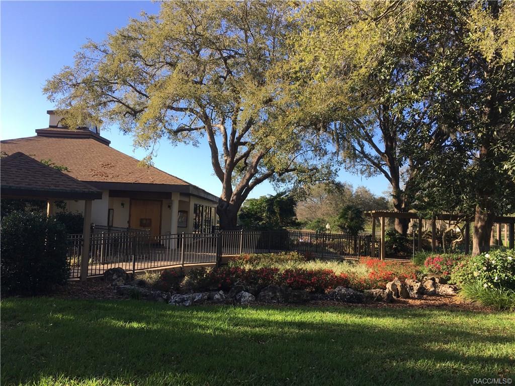 Meadowcrest Fairmont Village Property Information 6149 W Edgemoor