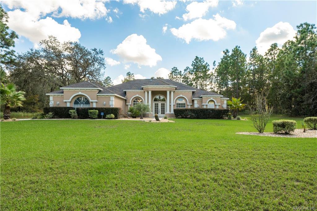 home for sale at 2552 W Axelwood Drive, Beverly Hills, FL 34465 in Pine Ridge