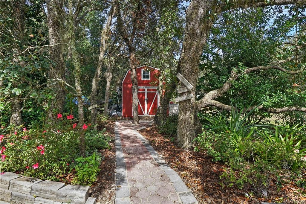 home for sale at 303 W Massachusetts Street, Hernando, FL 34442 in Citrus Hills