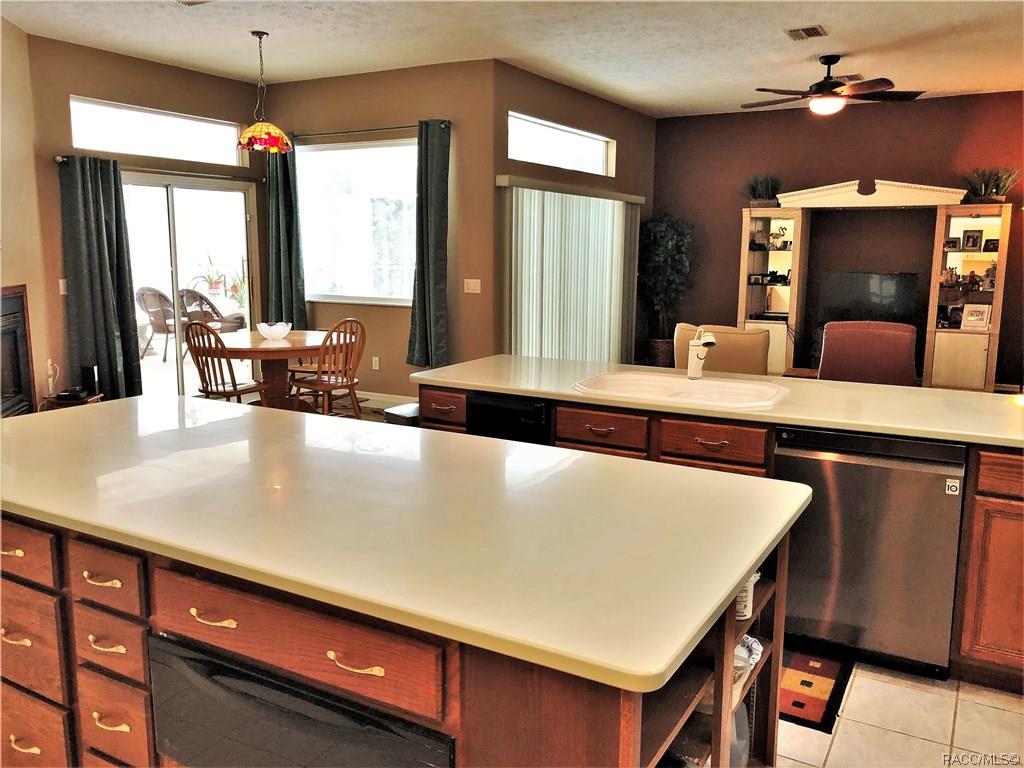 Citrus Hills Fairview Estates Property Information 622 E Foresthill