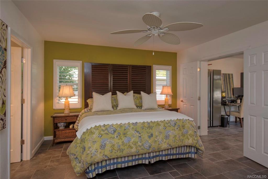 home for sale at 10021 W Halls River Road, Homosassa, FL 34446 in Homosassa Shores