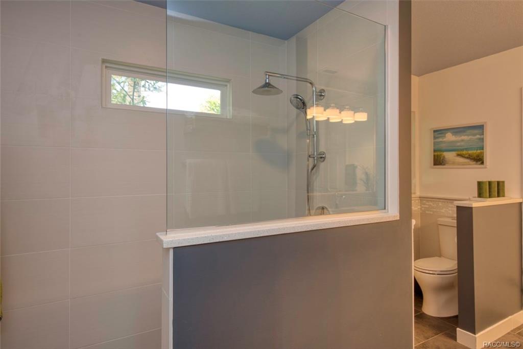 home for sale at 10021 W Halls River Road, Homosassa, FL 34446 in Homosassa Shores