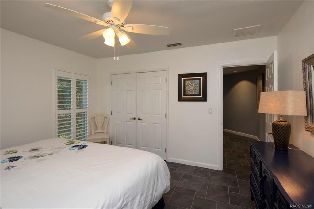 home for sale at 10021 W Halls River Road, Homosassa, FL 34446 in Homosassa Shores