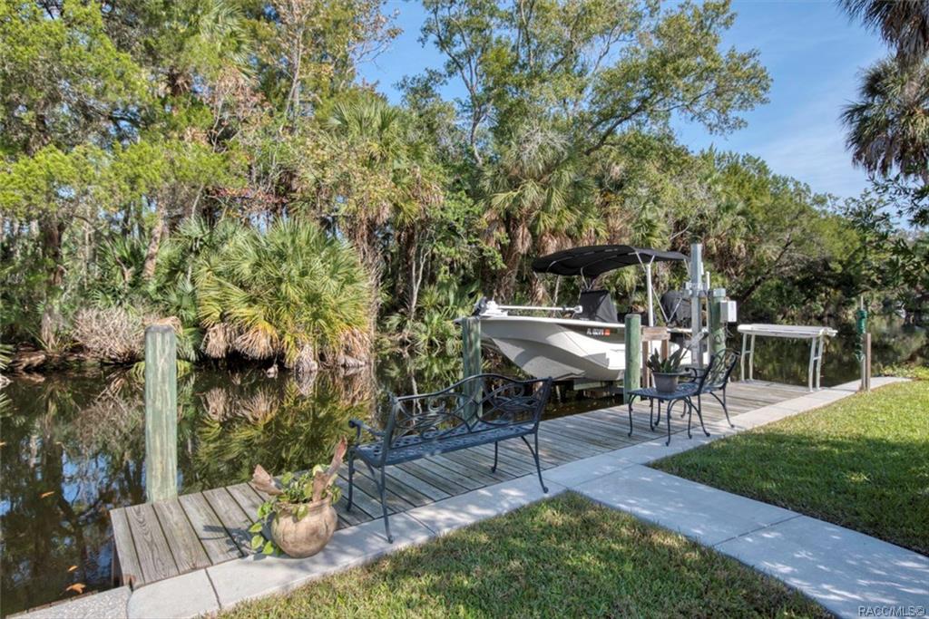 home for sale at 10021 W Halls River Road, Homosassa, FL 34446 in Homosassa Shores