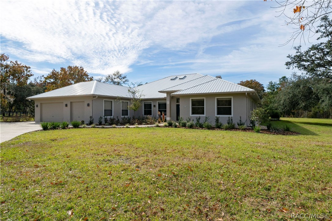 home for sale at 3572 N Stirrup Drive, Beverly Hills, FL 34465 in Pine Ridge