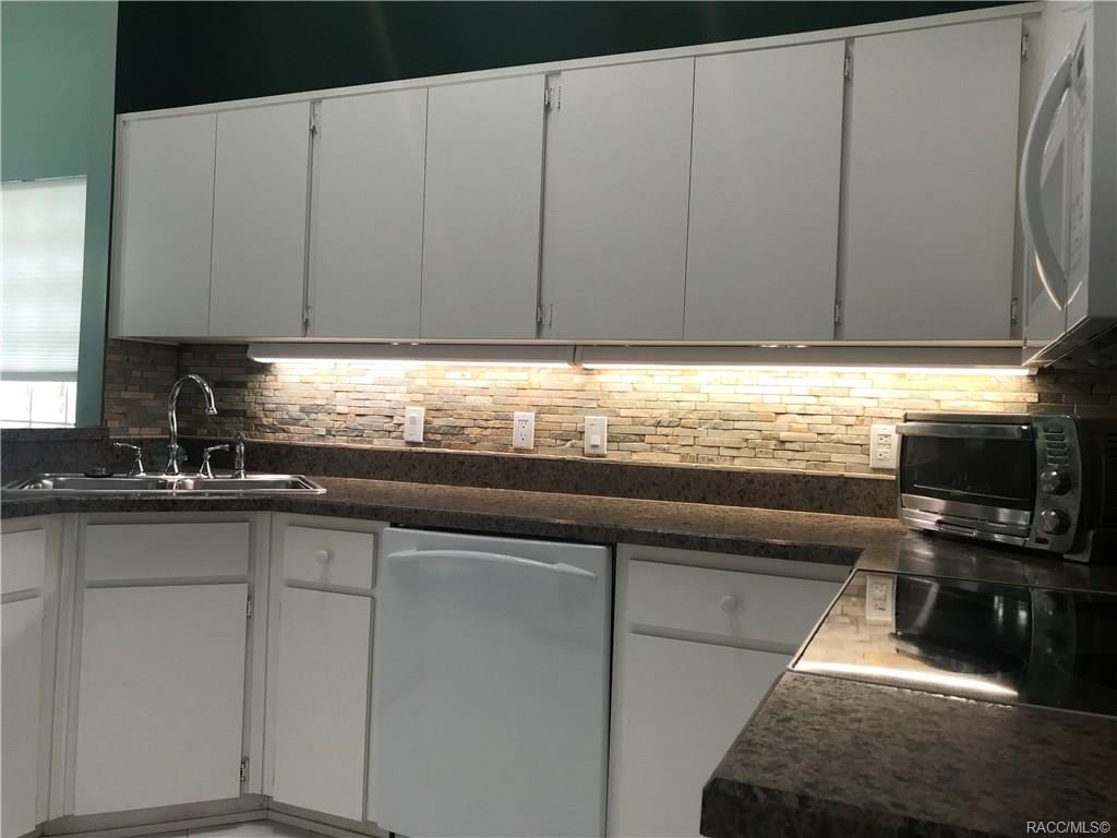 home for sale at 13 Byrsonima Court S, Homosassa, FL 34446 in Sugarmill Woods - The Hammocks