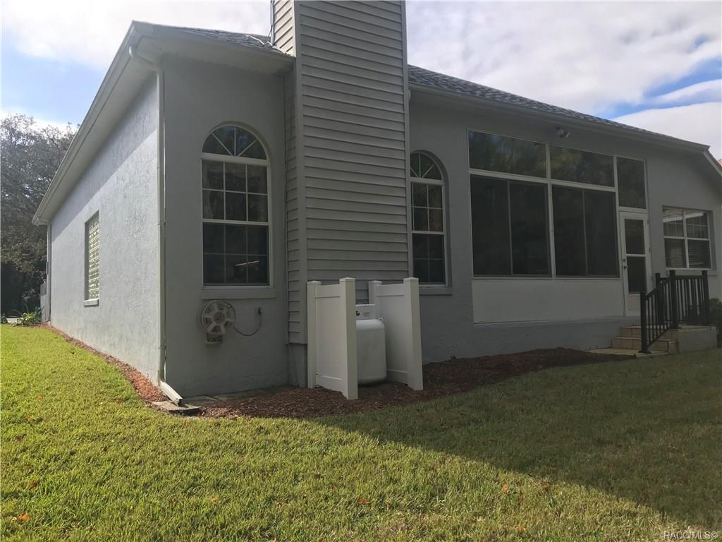 home for sale at 13 Byrsonima Court S, Homosassa, FL 34446 in Sugarmill Woods - The Hammocks