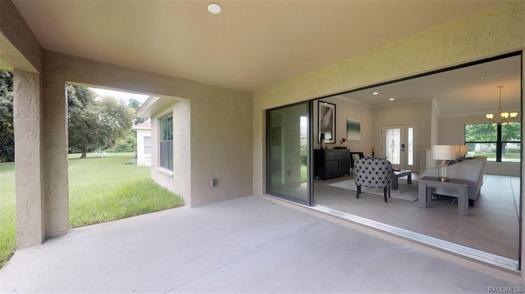 Citrus Hills Canterbury Lake Estates Property Information 2552 N