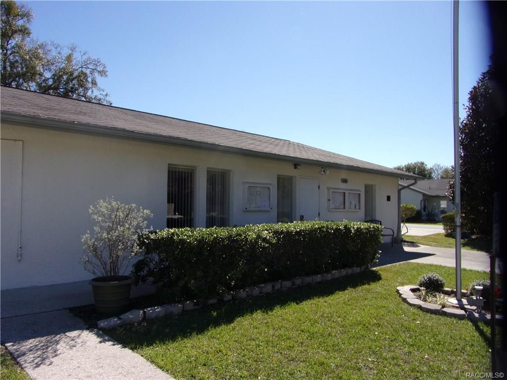 Whispering Pines Villas Property Information 1872 Arrowwood Lane