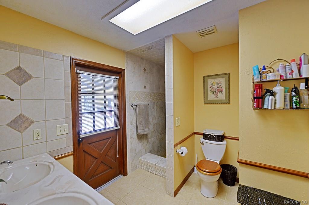 Woodridge Country Est. Property Information 9224 N Eubanks Terrace