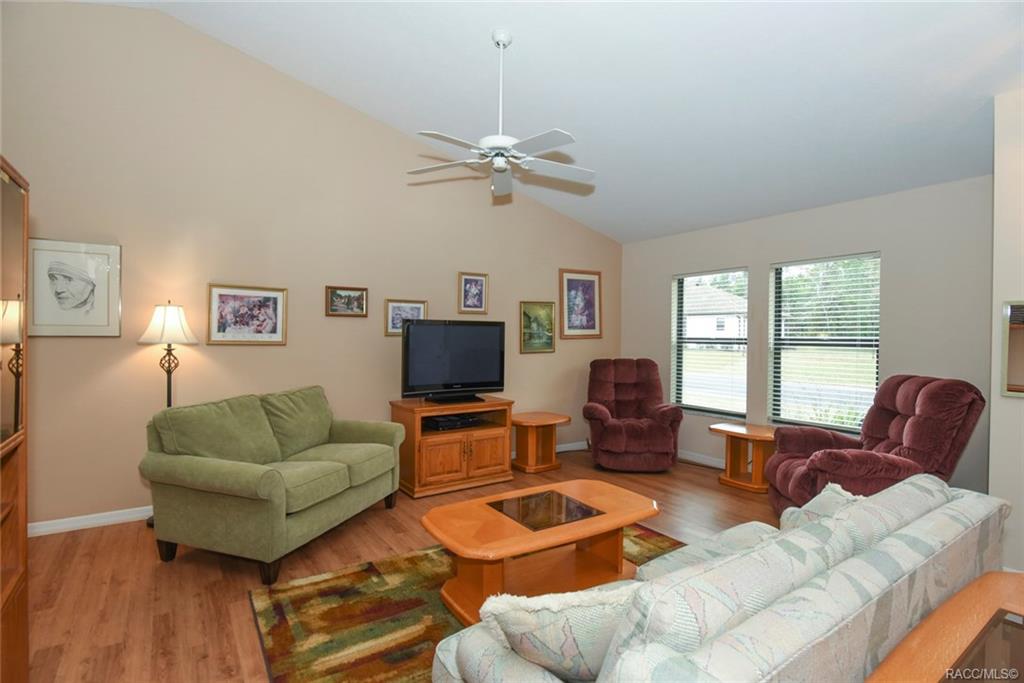 home for sale at 6442 W Lexington Drive, Crystal River, FL 34429 in Meadowcrest - Pinehurst