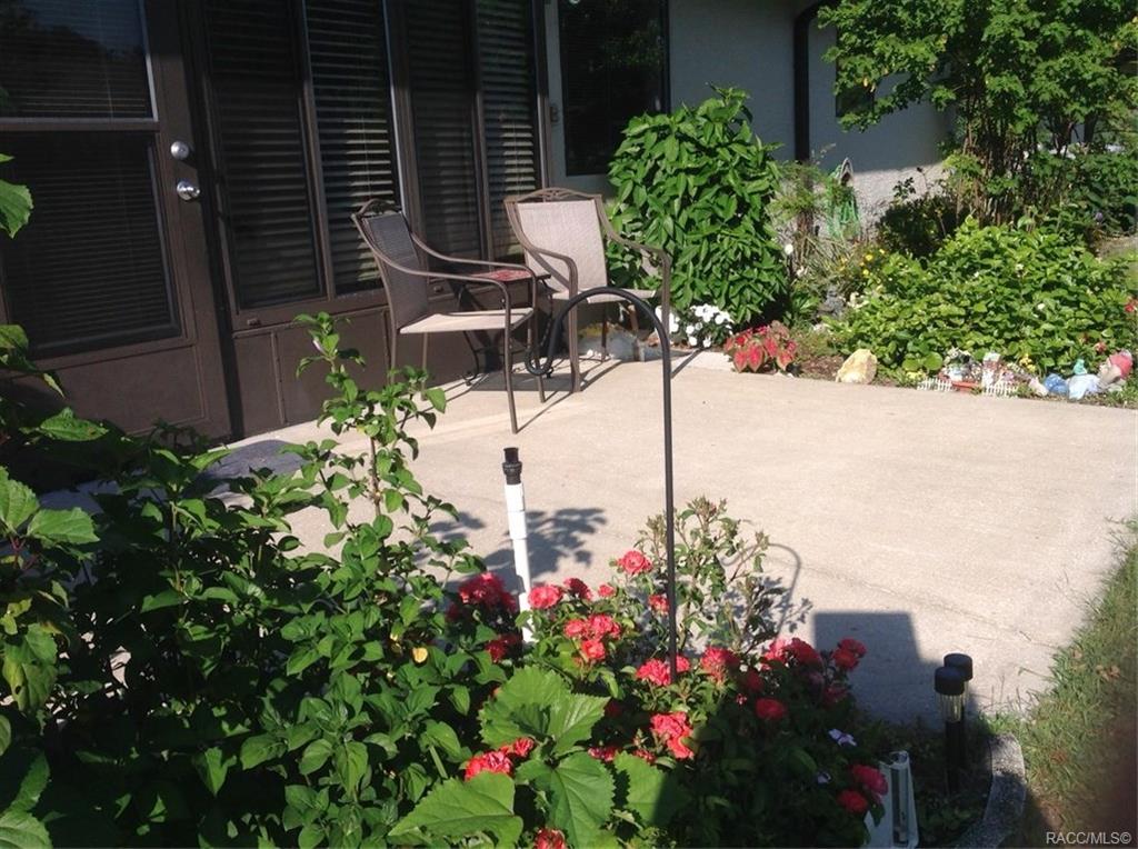 home for sale at 6442 W Lexington Drive, Crystal River, FL 34429 in Meadowcrest - Pinehurst
